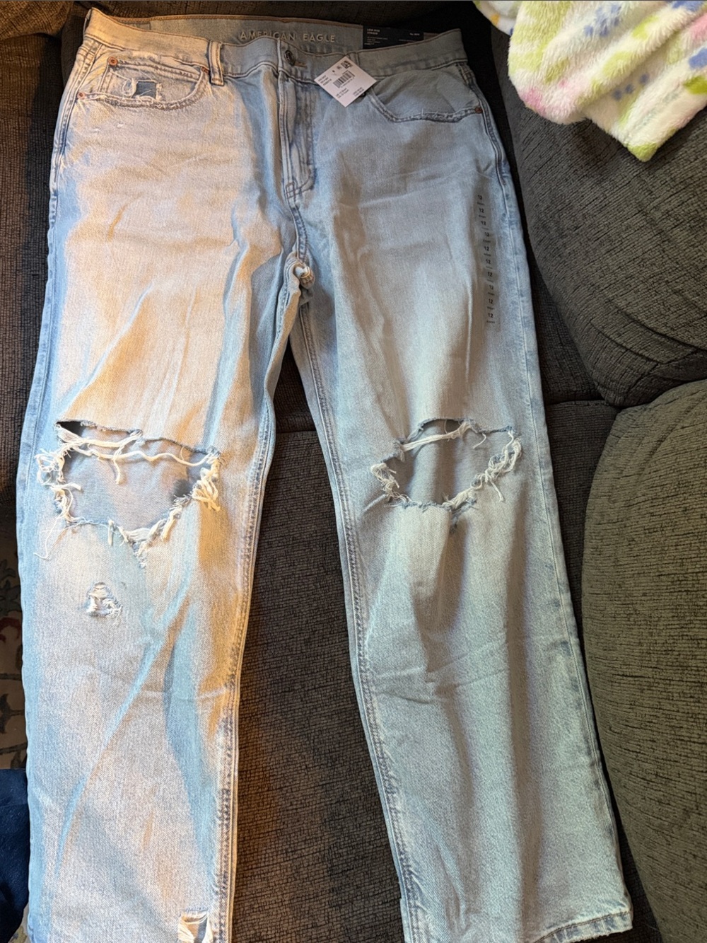 American Eagle Outfitters Light Wash Women's Low Rise Strigid Jeans